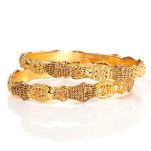 Load image into Gallery viewer, FLORAL GOLD PLATED BANGLE SET
