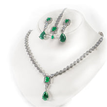 Load image into Gallery viewer, Green Double Strand Bridal Set
