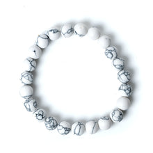 Load image into Gallery viewer, White Feroza Beaded Bracelet
