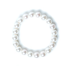 Load image into Gallery viewer, White Pearl Beaded Bracelet
