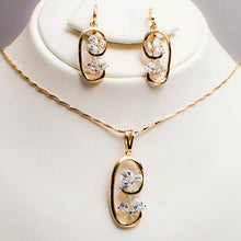 Load image into Gallery viewer, Chandelier Necklace Set - vistoso.pk
