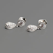 Load image into Gallery viewer, Diamond Earring - vistoso.pk
