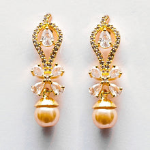 Load image into Gallery viewer, Eternal Snow Queen Earring - vistoso.pk
