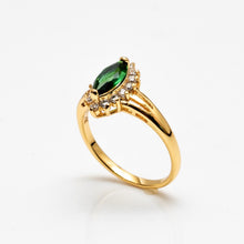 Load image into Gallery viewer, Green Emerald ring - vistoso.pk
