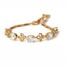 Load image into Gallery viewer, PRESTIGE Flower Bracelet - vistoso.pk
