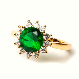 Round Cut Green Halo Ring - vistoso.pk