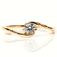 Load image into Gallery viewer, Sleek Solitaire Round Cut Ring - vistoso.pk
